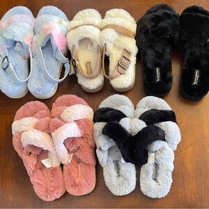 Women UGG Slippers - NEW - Sizes shown in photos.